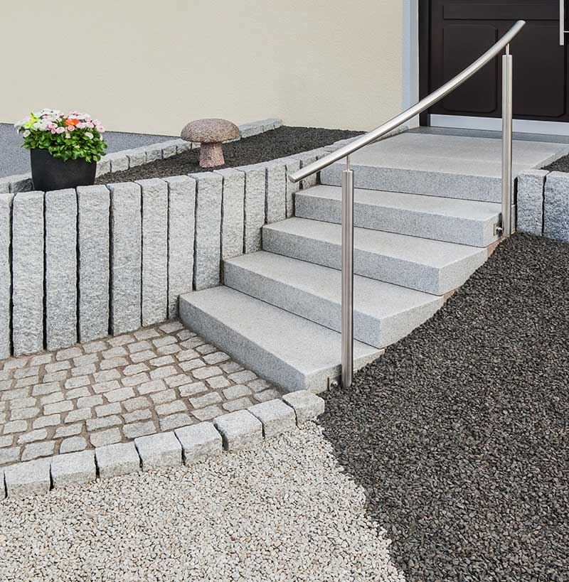 Galabau Panketal, Galabau Berlin, Gartenbau, Landschaftsbau, Brandenburg, Potsdam, Pflasterarbeiten, Pflasterbau, Gartenplanung, Zaunbau, Terrassenbau, Rollrasen, Baumfällungen, Grundstücksrodung, Häckselarbeiten, Erdarbeiten, Baggerarbeiten, Landschaftsbau, Teichbau, Gabionen, Pergolen, Treppenbau, Natursteinarbeiten, Altbausanierung, Mauerwerkstrockenlegung,