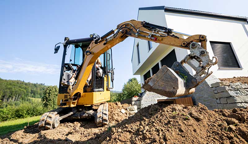 Galabau Panketal, Galabau Berlin, Gartenbau, Landschaftsbau, Brandenburg, Potsdam, Pflasterarbeiten, Pflasterbau, Gartenplanung, Zaunbau, Terrassenbau, Rollrasen, Baumfällungen, Grundstücksrodung, Häckselarbeiten, Erdarbeiten, Baggerarbeiten, Landschaftsbau, Teichbau, Gabionen, Pergolen, Treppenbau, Natursteinarbeiten, Altbausanierung, Mauerwerkstrockenlegung,